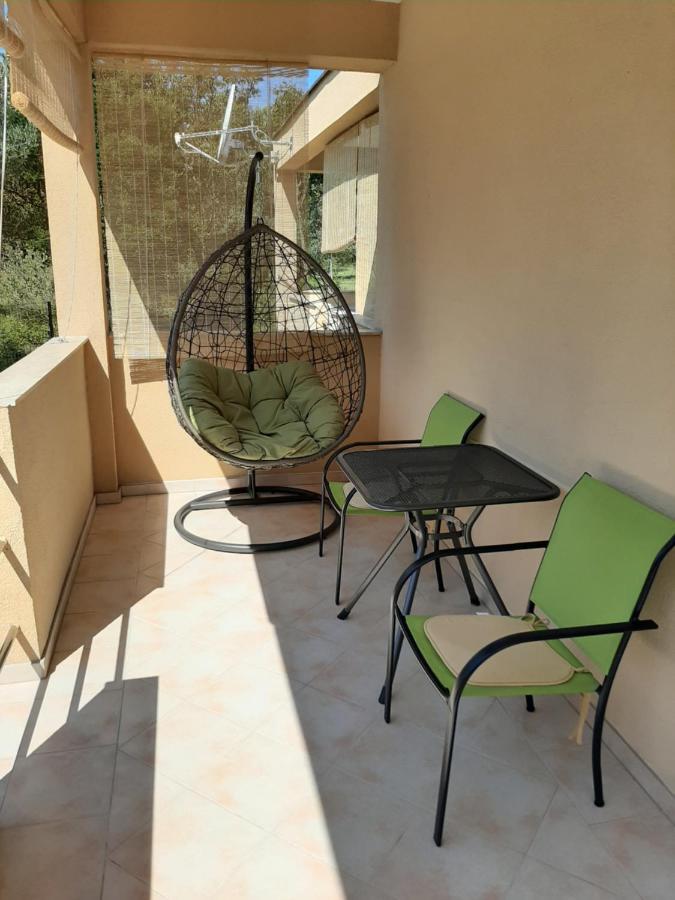 Apartmani Lea Starigrad Paklenica Exterior foto